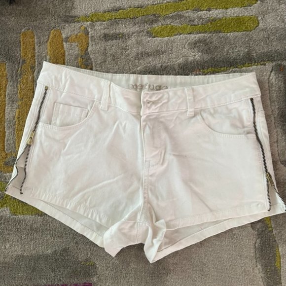 Bundle of Three Pairs of Shorts - XS to S - Picture 6 of 7